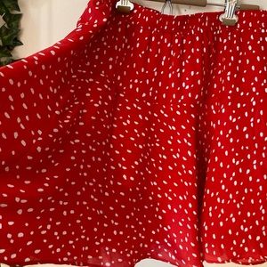 Banana Republic red and whit w polka dot skirt